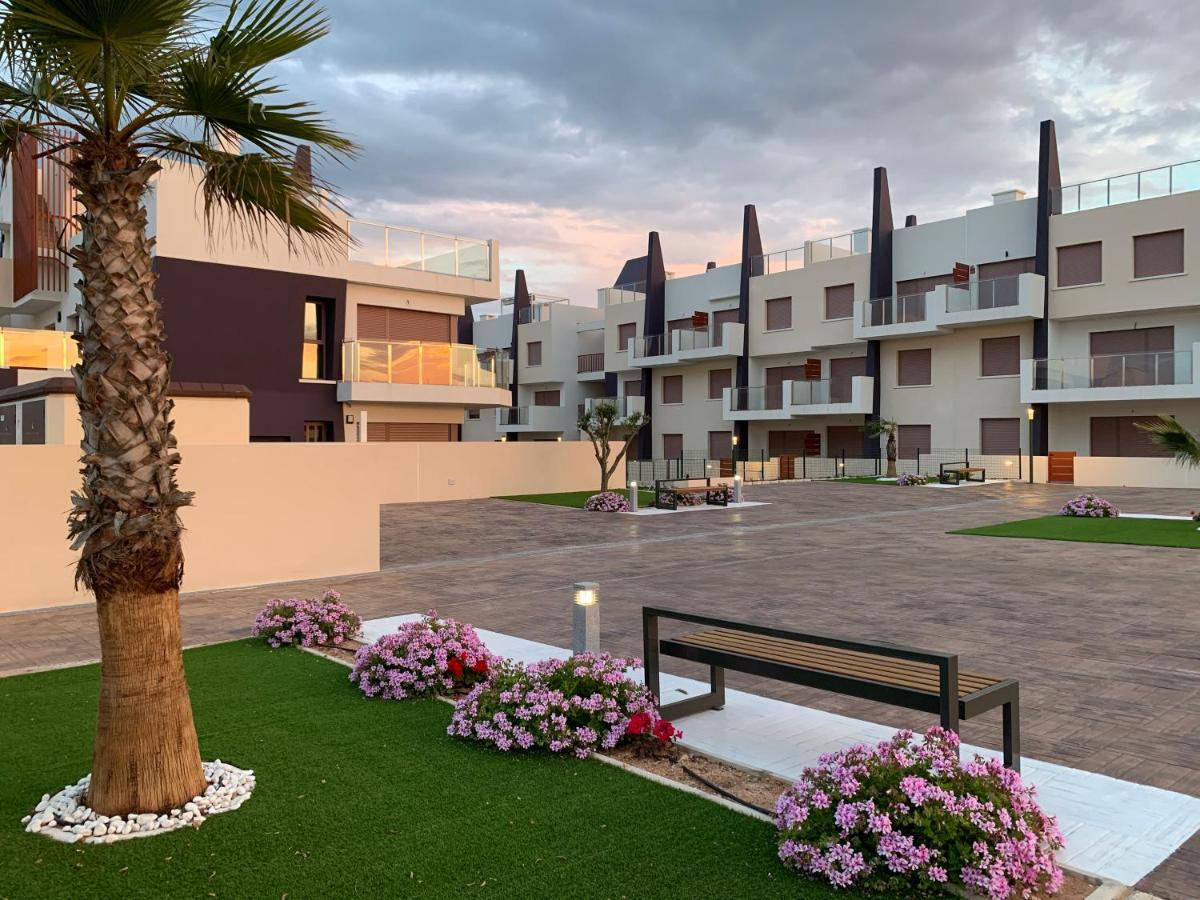 Bianca Beach 212 - Cosy Flat 250M From Mil Palmeras Beach Torre de la Horadada المظهر الخارجي الصورة